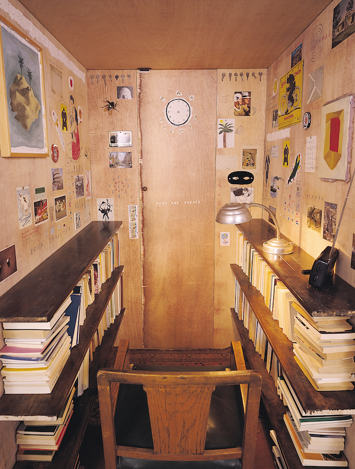 PARAÍSO BIBLIOTECA